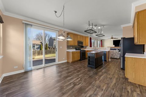 Tiny photo for 1782 Montrose Drive, Aurora, IL 60503 (MLS # 12568810)