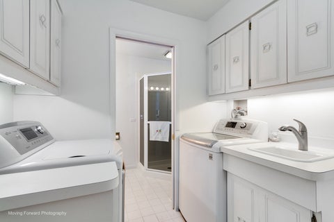 Tiny photo for 6363 S Keokuk Road, Indian Head Park, IL 60525 (MLS # 12561498)