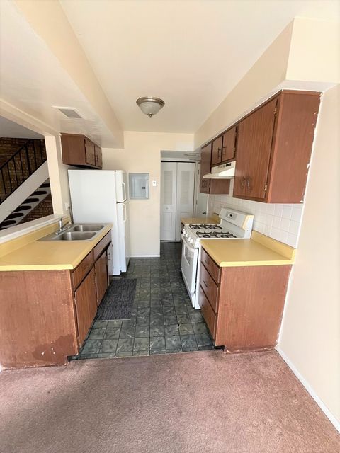 Tiny photo for 334 Joan Court #B, Bartlett, IL 60103 (MLS # 12519265)