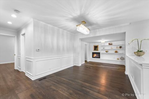 Tiny photo for 70 Ela Road, Inverness, IL 60067 (MLS # 12471301)