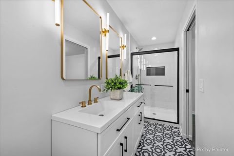 Tiny photo for 70 Ela Road, Inverness, IL 60067 (MLS # 12471301)