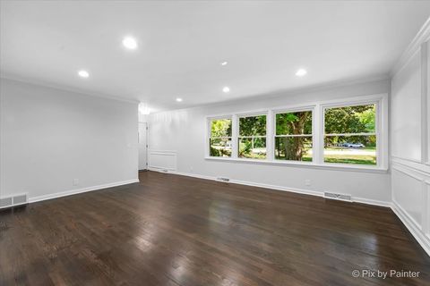 Tiny photo for 70 Ela Road, Inverness, IL 60067 (MLS # 12471301)