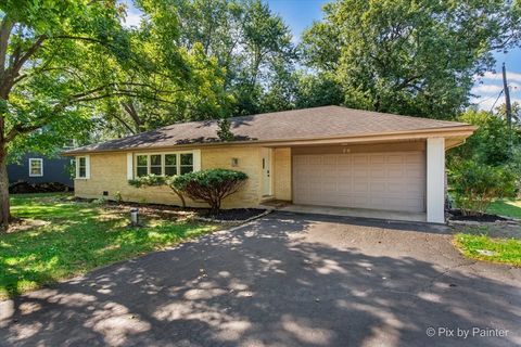 Tiny photo for 70 Ela Road, Inverness, IL 60067 (MLS # 12471301)