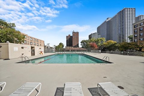 Tiny photo for 4343 N Clarendon Avenue #1408, Chicago, IL 60613 (MLS # 12651595)