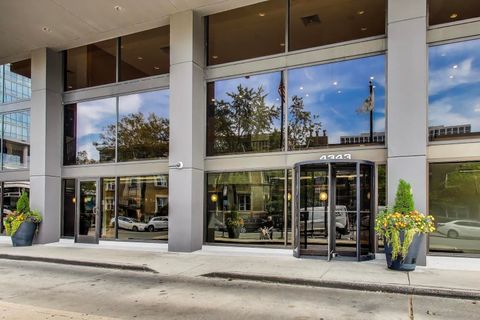 Tiny photo for 4343 N Clarendon Avenue #1408, Chicago, IL 60613 (MLS # 12651595)