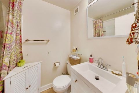 Tiny photo for 4343 N Clarendon Avenue #1408, Chicago, IL 60613 (MLS # 12651595)