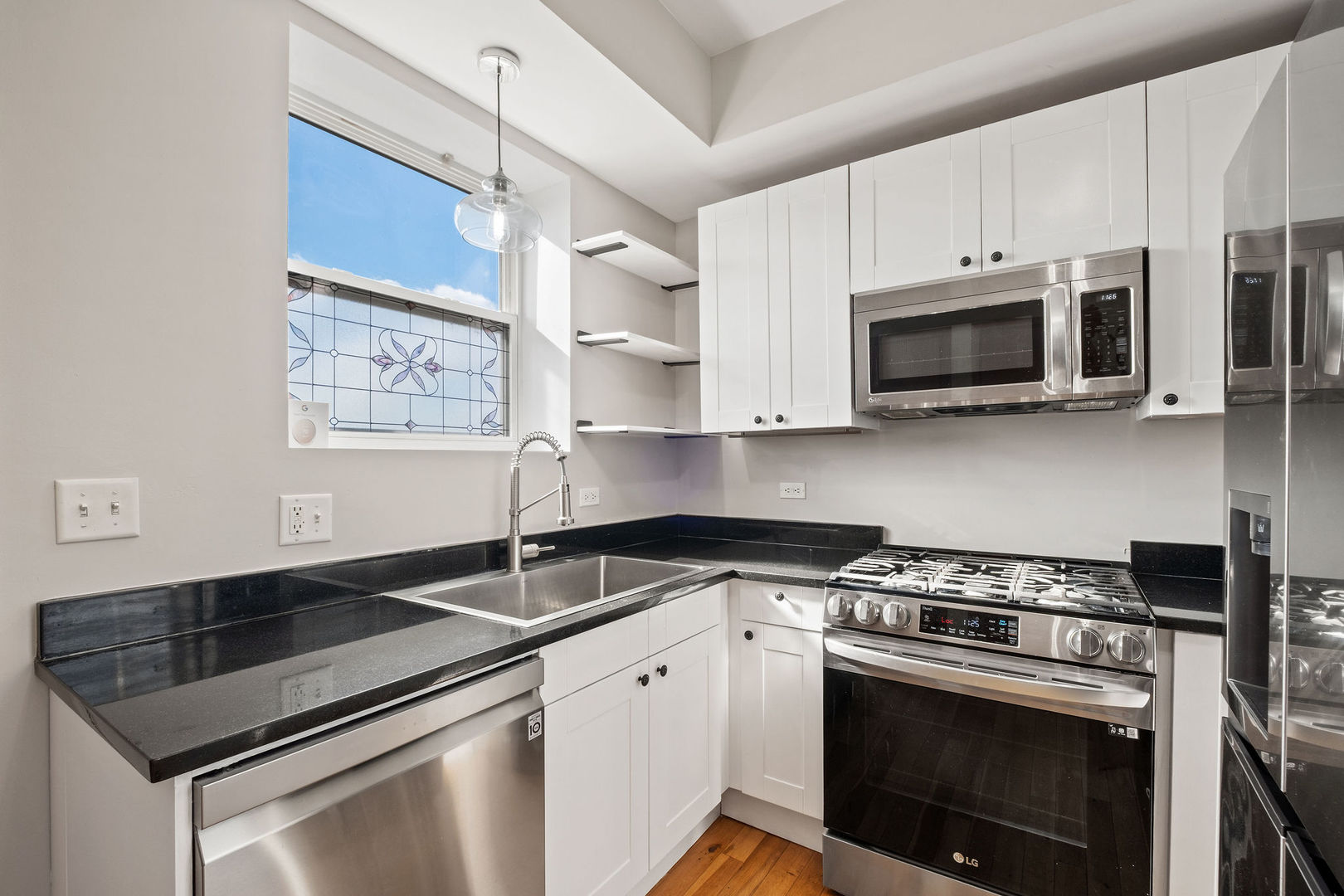 3143 W Carmen Avenue 3