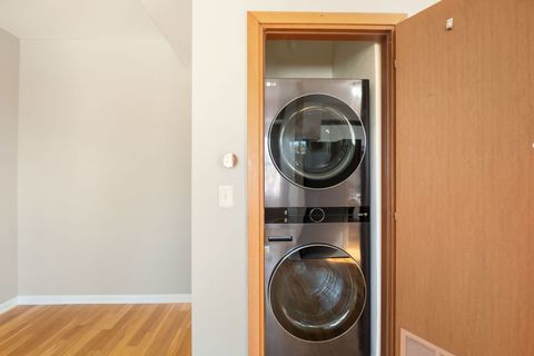 Tiny photo for 3143 W Carmen Avenue #3, Chicago, IL 60625 (MLS # 12502644)