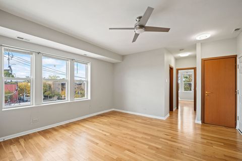 Tiny photo for 3143 W Carmen Avenue #3, Chicago, IL 60625 (MLS # 12502644)