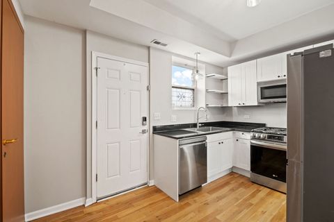 Tiny photo for 3143 W Carmen Avenue #3, Chicago, IL 60625 (MLS # 12502644)