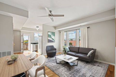 Tiny photo for 3143 W Carmen Avenue #3, Chicago, IL 60625 (MLS # 12502644)