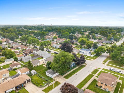 Tiny photo for 5328 Alexander Place, Oak Lawn, IL 60453 (MLS # 12703015)