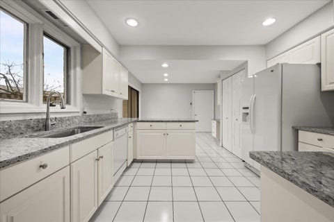 Tiny photo for 1440 Concorde Circle, Highland Park, IL 60035 (MLS # 12773165)