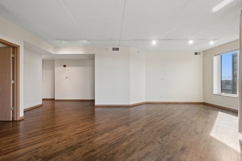 Tiny photo for 515 Main Street #609, Evanston, IL 60202 (MLS # 12762441)