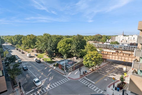 Tiny photo for 515 Main Street #609, Evanston, IL 60202 (MLS # 12762441)
