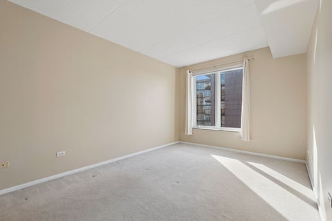 Tiny photo for 515 Main Street #609, Evanston, IL 60202 (MLS # 12762441)