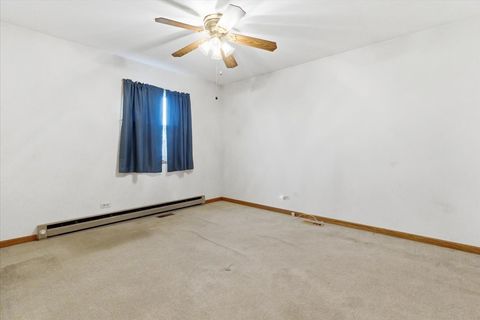 Tiny photo for 406 E Clarendon Drive, Round Lake Beach, IL 60073 (MLS # 12514734)