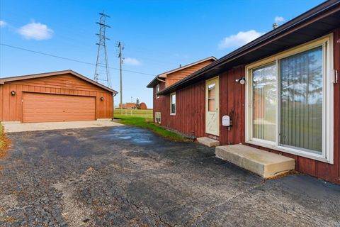 Tiny photo for 406 E Clarendon Drive, Round Lake Beach, IL 60073 (MLS # 12514734)