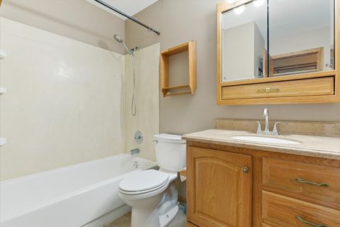 Tiny photo for 406 E Clarendon Drive, Round Lake Beach, IL 60073 (MLS # 12514734)