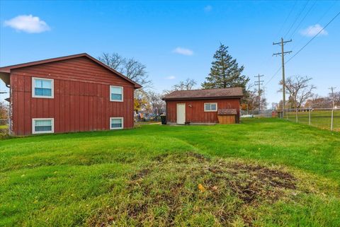 Tiny photo for 406 E Clarendon Drive, Round Lake Beach, IL 60073 (MLS # 12514734)