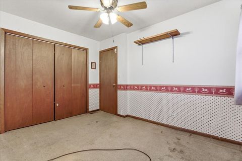 Tiny photo for 406 E Clarendon Drive, Round Lake Beach, IL 60073 (MLS # 12514734)