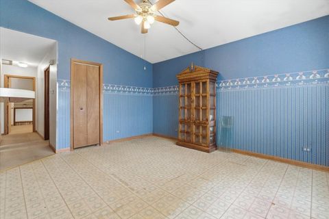 Tiny photo for 406 E Clarendon Drive, Round Lake Beach, IL 60073 (MLS # 12514734)