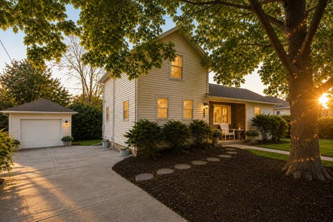 Photo of 502 W Grant Highway, Marengo, IL 60152 (MLS # 12716215)