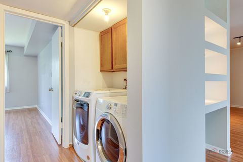 Tiny photo for 915 N York Street N #403, Elmhurst, IL 60126 (MLS # 12467584)