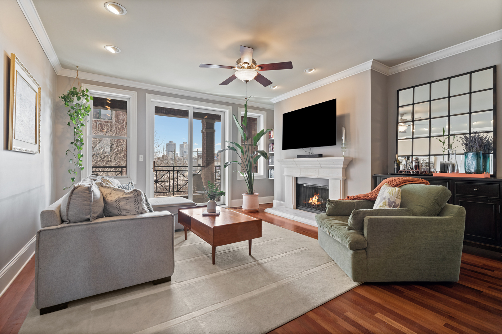 2820 N SHEFFIELD Avenue 3S