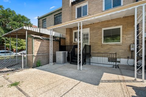 Tiny photo for 803 Brummel Street, Evanston, IL 60202 (MLS # 12456024)