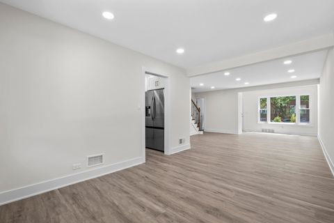 Tiny photo for 803 Brummel Street, Evanston, IL 60202 (MLS # 12456024)