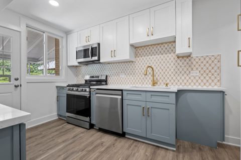 Tiny photo for 803 Brummel Street, Evanston, IL 60202 (MLS # 12456024)