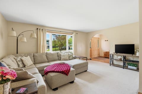 Tiny photo for 549 Willow Lane, Beecher, IL 60401 (MLS # 12635302)