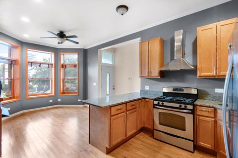 Tiny photo for 1129 N Mozart Avenue #1, Chicago, IL 60622 (MLS # 12431142)