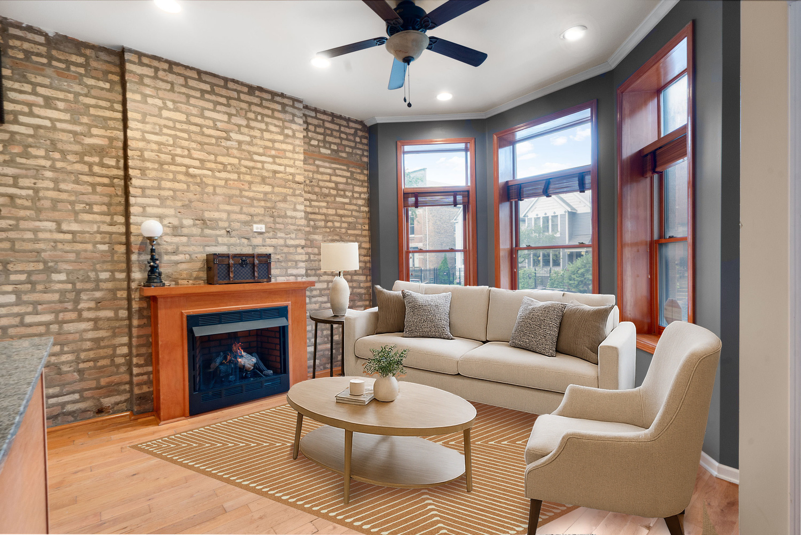 1129 N Mozart Avenue 1