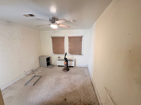 Tiny photo for 13539 Long Avenue, Crestwood, IL 60418 (MLS # 12766192)