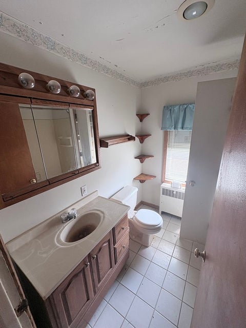 Tiny photo for 13539 Long Avenue, Crestwood, IL 60418 (MLS # 12766192)