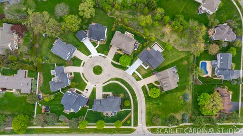 Tiny photo for 835 Avon Court, Glen Ellyn, IL 60137 (MLS # 12656292)