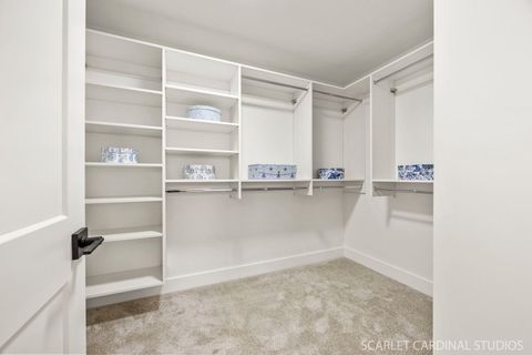 Tiny photo for 835 Avon Court, Glen Ellyn, IL 60137 (MLS # 12656292)