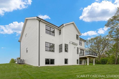 Tiny photo for 835 Avon Court, Glen Ellyn, IL 60137 (MLS # 12656292)
