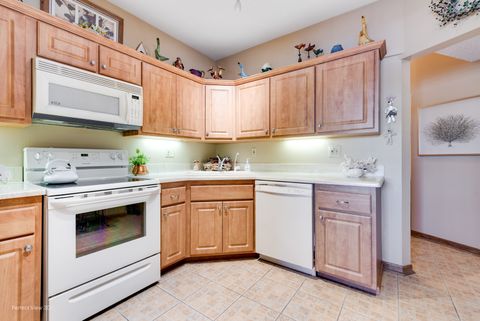 Tiny photo for 1503 Woodbridge Road #3E, Joliet, IL 60436 (MLS # 12413176)