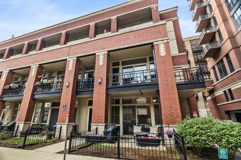 324 N JEFFERSON Street 101 Chicago IL 60661