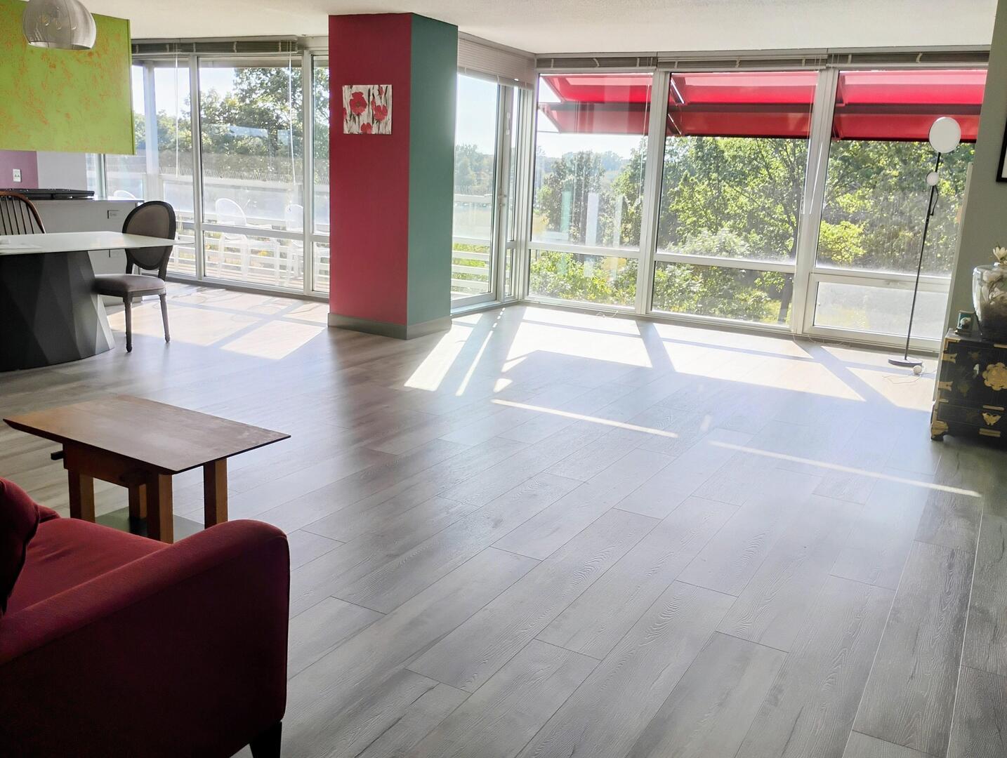 9655 Woods Drive 517