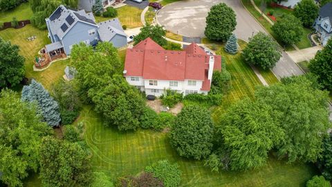 Tiny photo for 445 Greenview Lane, Oswego, IL 60543 (MLS # 12652351)