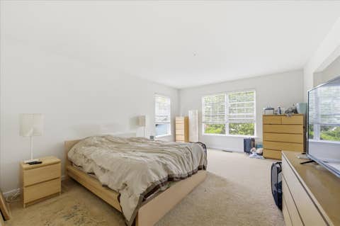Tiny photo for 445 Greenview Lane, Oswego, IL 60543 (MLS # 12652351)