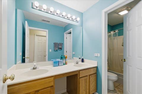 Tiny photo for 445 Greenview Lane, Oswego, IL 60543 (MLS # 12652351)