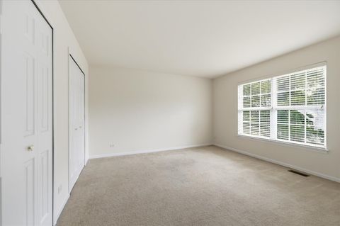 Tiny photo for 445 Greenview Lane, Oswego, IL 60543 (MLS # 12652351)