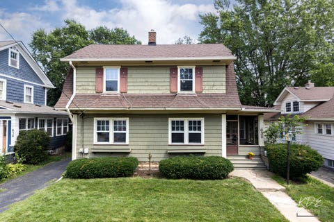 Photo of 638 S Spencer Street, Aurora, IL 60505 (MLS # 12716477)