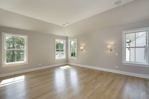 Tiny photo for 517 Cumnor Road, Kenilworth, IL 60043 (MLS # 12324504)