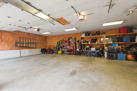 Tiny photo for 14601 Tripp Avenue, Midlothian, IL 60445 (MLS # 12497056)